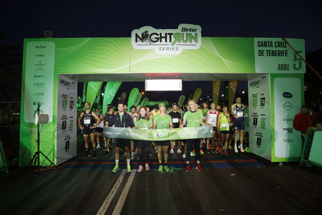 Mohamed Massat y Alba María Cano se coronan en los 10 kilómetros de la Binter NightRun