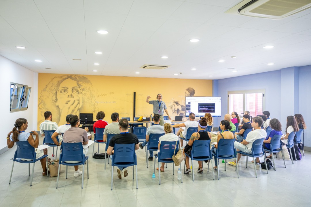 La Universidad de Verano de Adeje aborda los retos de la interculturalidad y la convivencia